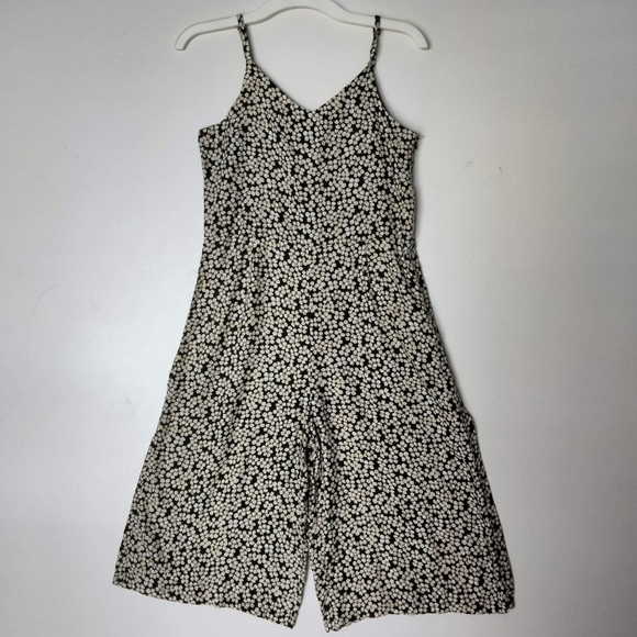 Treasure & Bond Sporty Swing Jumpsuit Romper size 10. - Picture 1 of 13